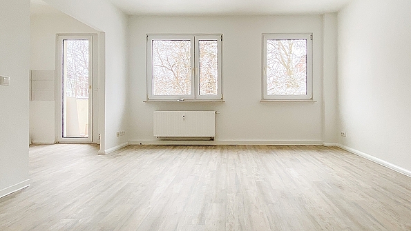 Frisch sanierte Wohnung in der Plauener Martin-Luther-Straße 8. Durch Zusammenlegung ist aus zwei 3-Raum-Wohnungen ein geräumiges Familiennest mit sechs Zimmern und zwei Bädern entstanden.