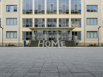 Bei der TAG Wohnen finden Studierende günstige Wohnungen nahe der Hochschule Merseburg.