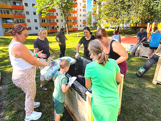 Hochbbeetbepflanzung beim Start mit der Ackerpause in Chemnitz-Kappel