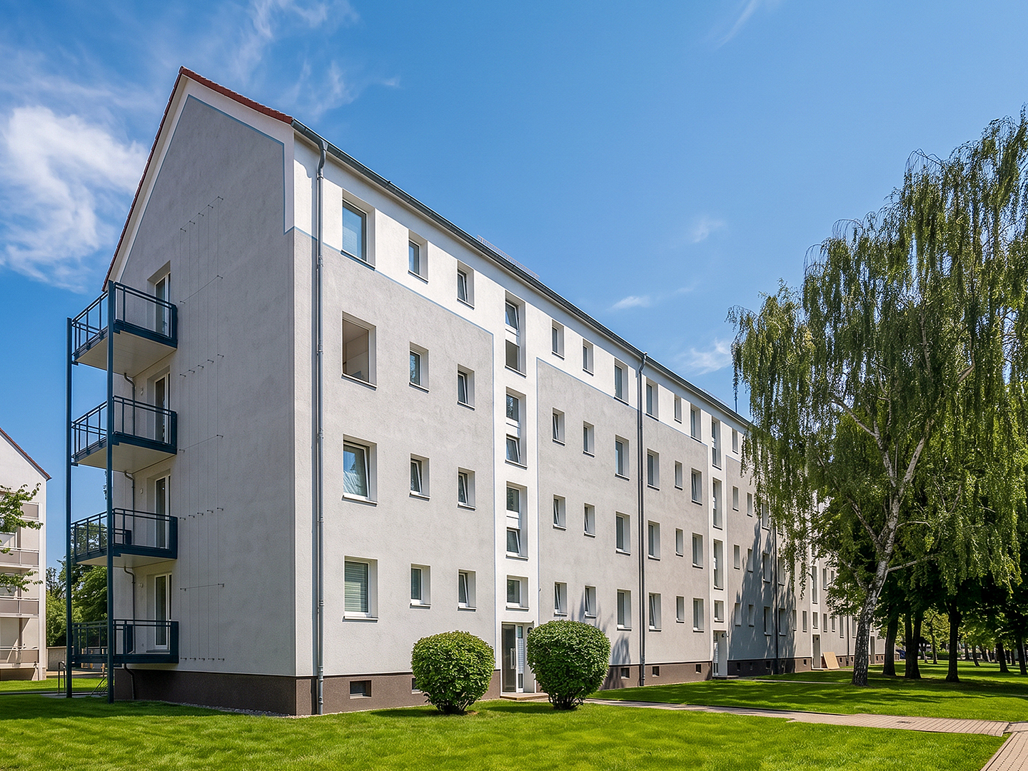 Außenansicht Straße des Friedens 84-90 nach Sanierung